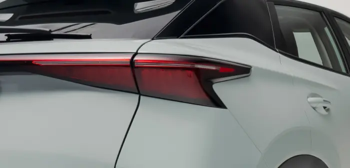 close up rear shot of break lights on OMODA 5