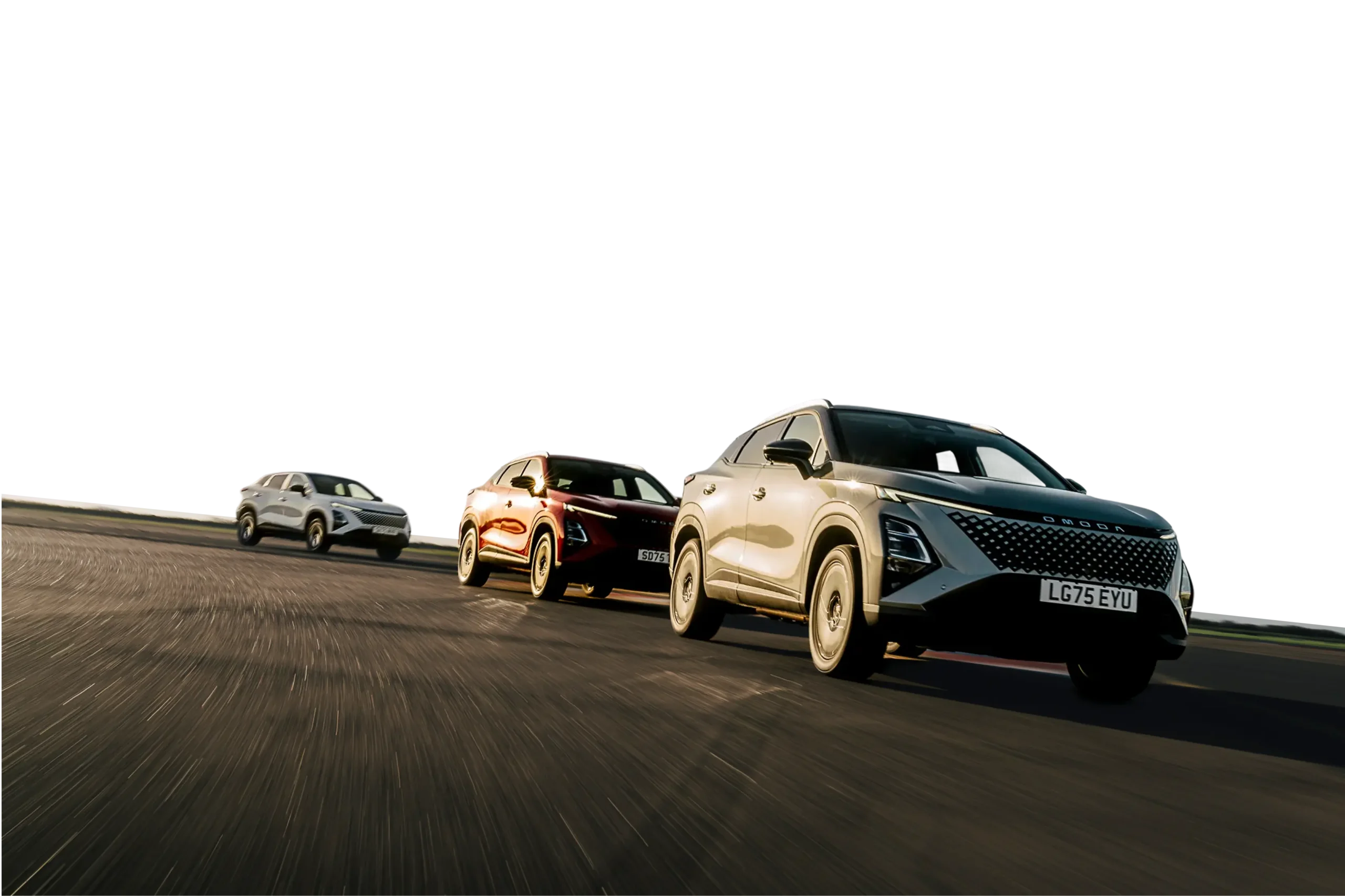 Three OMODA 5 SHS-H SUVs driving behind each other on the road