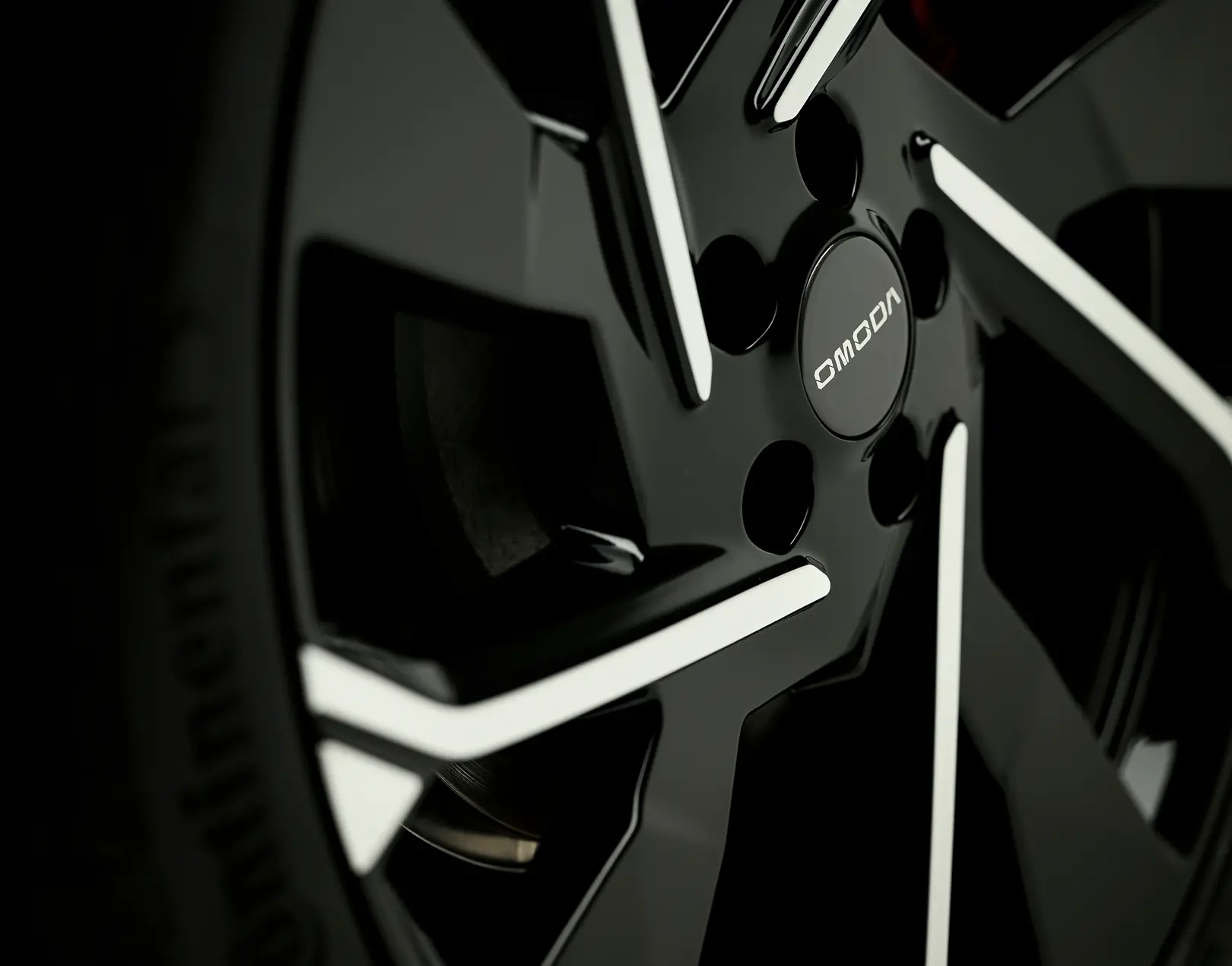 Close up of the OMODA Alloy