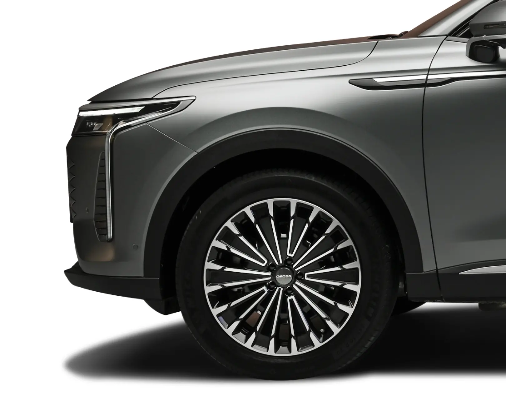 Close up of the OMODA 9 Wheel
